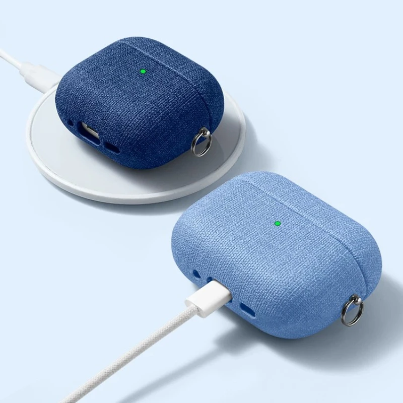 단색의 거친 질감 원단으로 제작된 AirPods 5용  - Headphone Case Hard 리뷰 및 가격